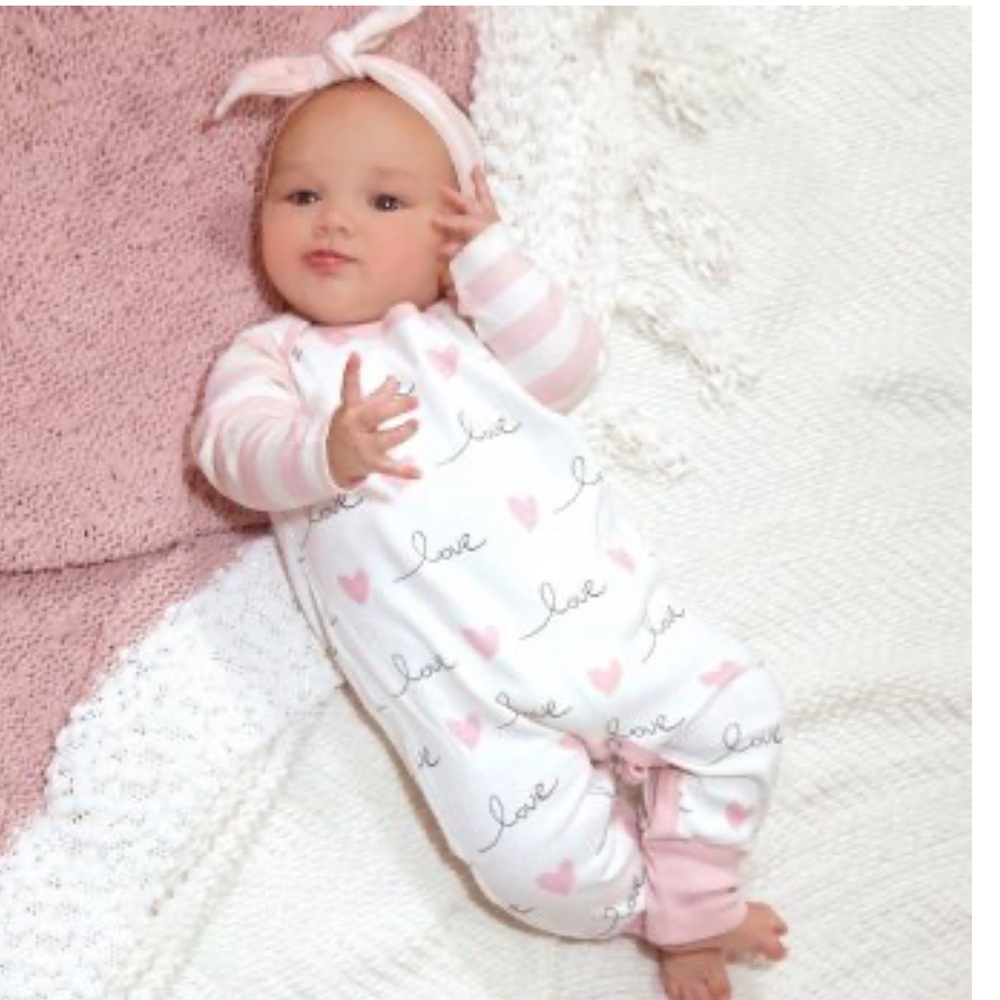 Tesa Babe Onsie 💕